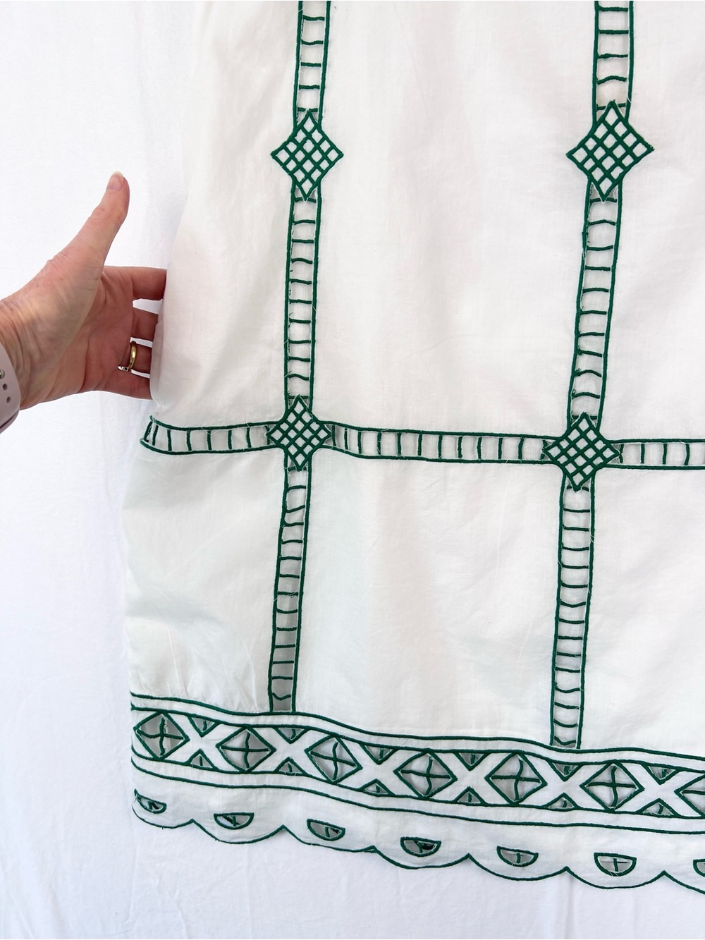 NWT Ciebon Lyndon Green Embroidered Mini Dress Sz M White - Picture 9 of 16